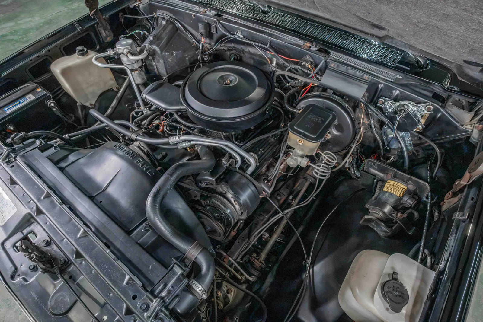 1987-Chevrolet-C10-Black-168878-43.jpg